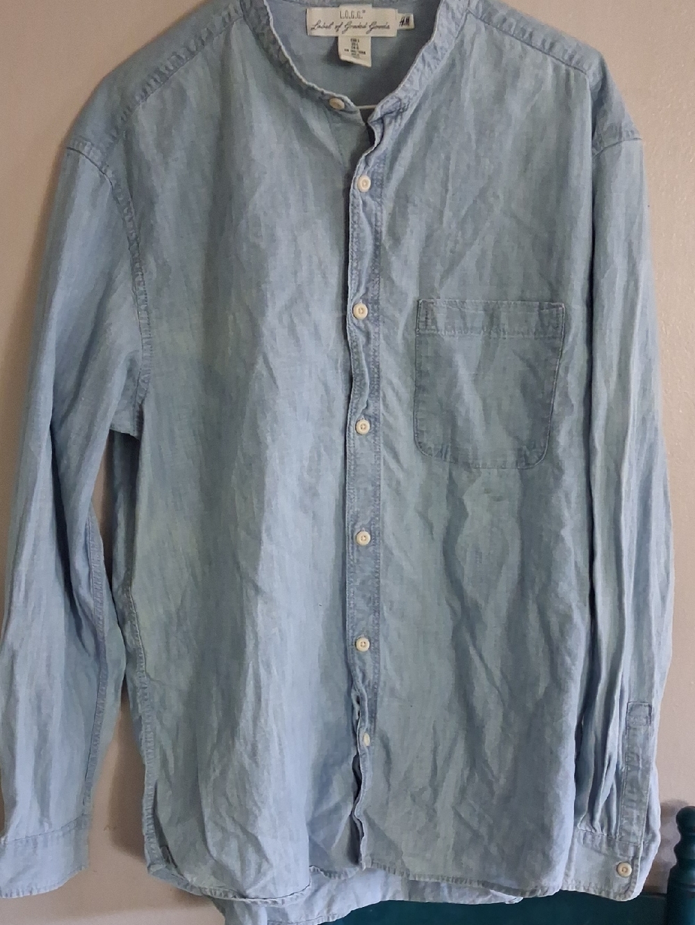H&M Light Blue Casual Button-Down Shirt